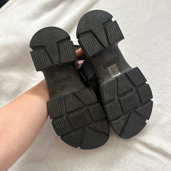 Ganni Chunky Strappy Rubber Fisherman Sandals. - Picture 7 of 9